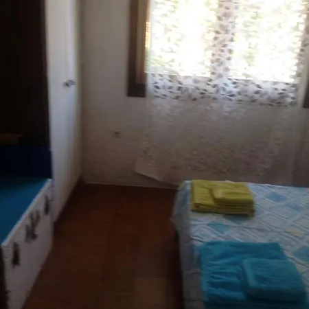 Limni Vouliagmenis * Loutráki