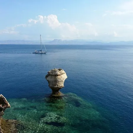 Limni Vouliagmenis Loutráki